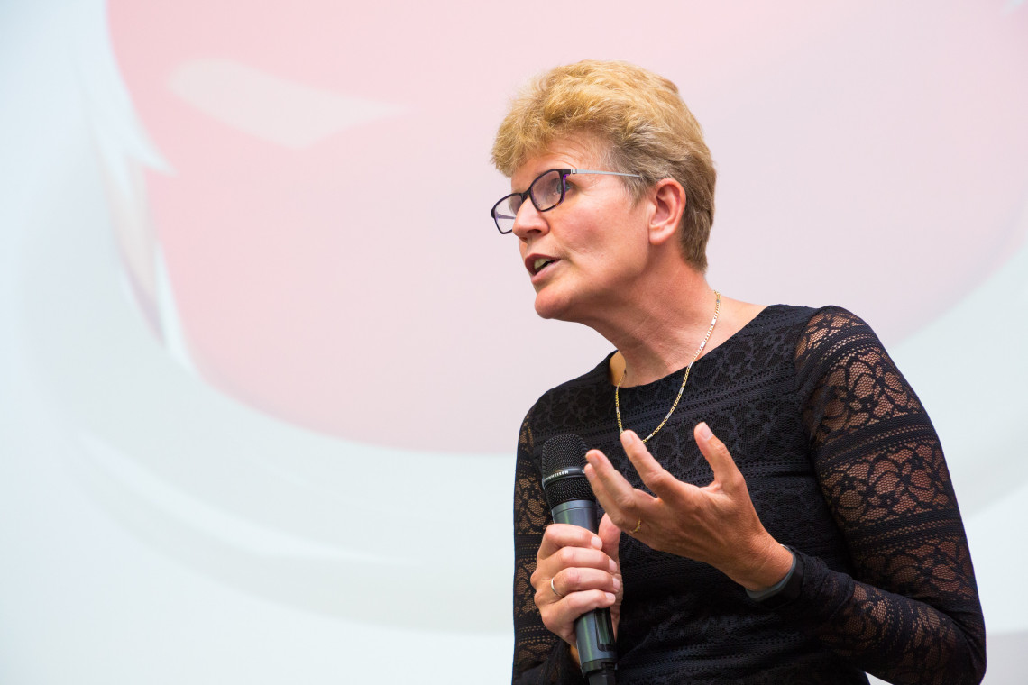 ‘Tijdelijke’ benoeming vicedecaan EEMCS in strijd met bestuursreglement