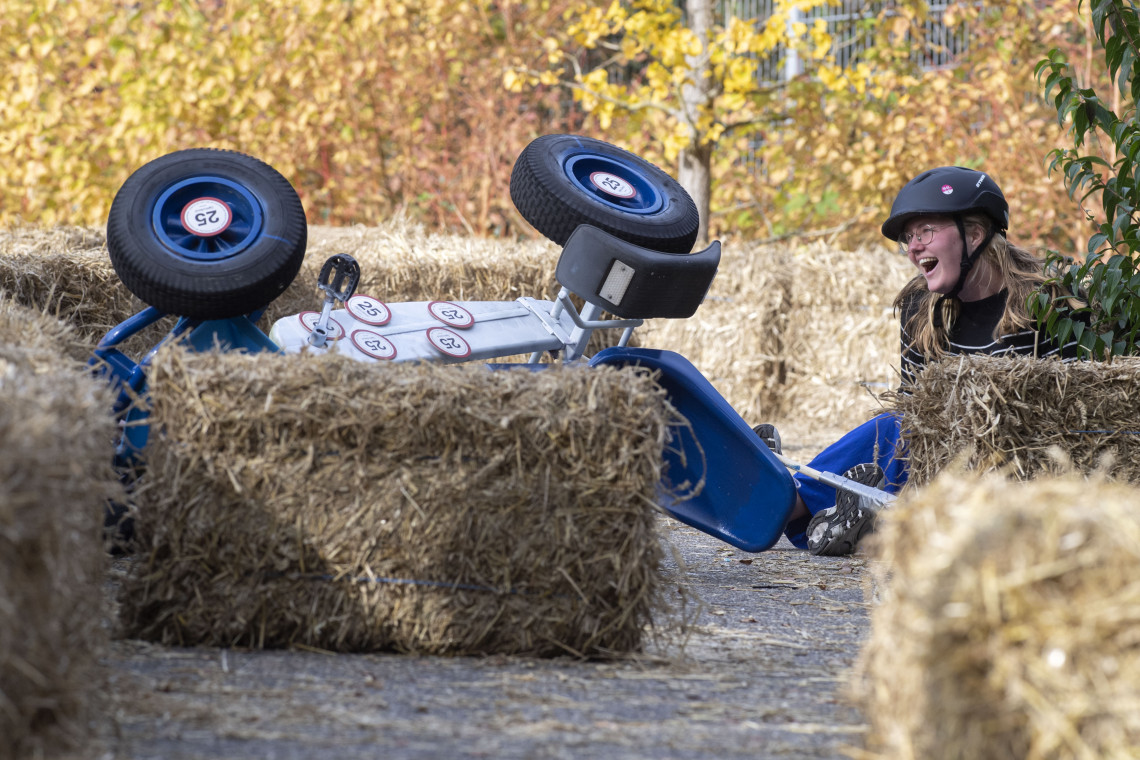 Photo report: a soapbox race to celebrate 25 years of Student Union - U ...
