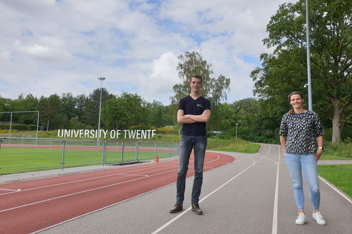Foto: Frank van Mourik en Ingrid Bos-Bosscha (niet op de foto, wel lid van het Challengeteam: Sanne Kleinenberg, Frank Eulderink, Jasper van der Kolk en Jelmer van Straelen)