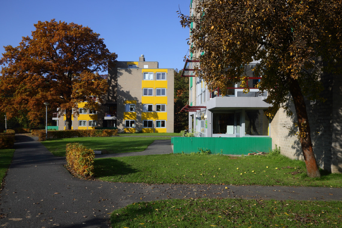 Foto: studentenwoningen op de campus.