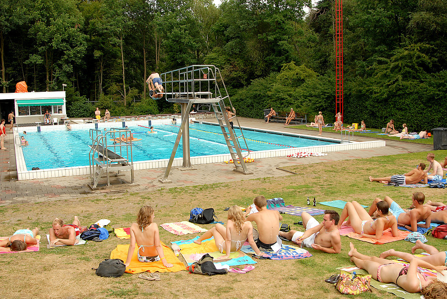 Het buitenbad (2006).