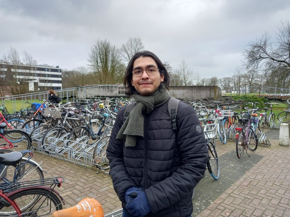 Foto: Alonso Martinez vandaag op de campus.
