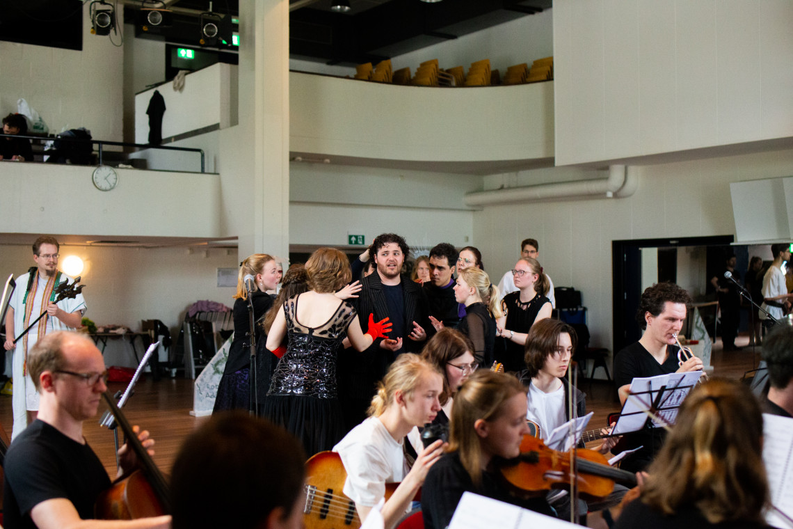 Tijdens een repetitie van InSPE.