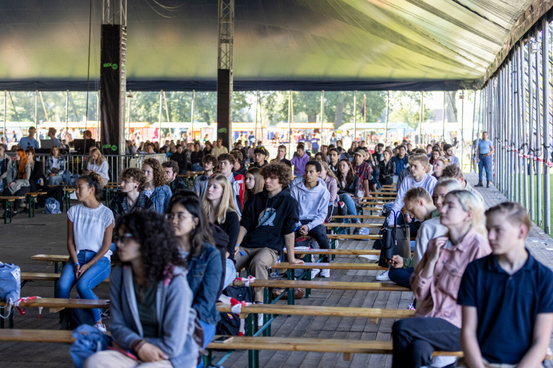 Foto: eerstejaars studenten tijdens de Kick-In.
