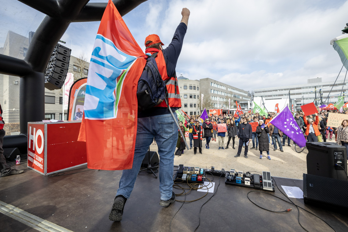 Foto tijdens de staking van 25 maart op de campus.
