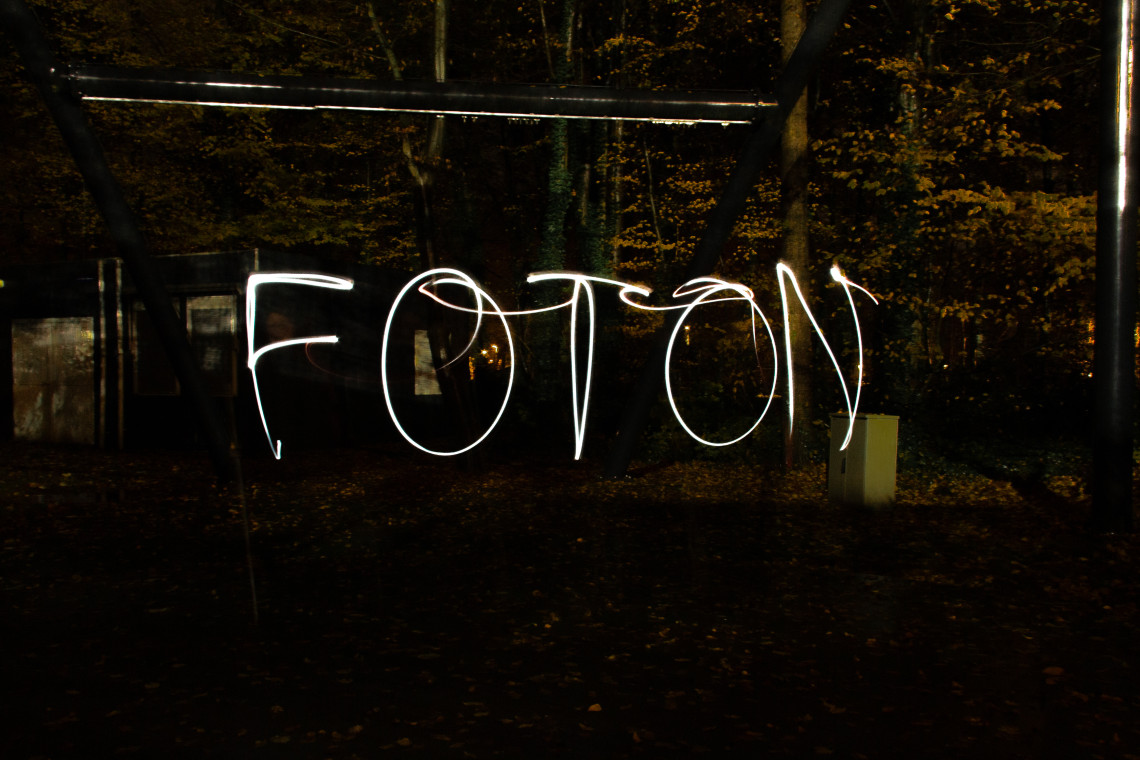 De eerste doorstartactiviteit van Foton, 'light painting'.